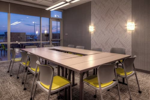 SpringHill Suites by Marriott Springfield Southwest, Meeting facility