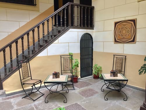 Palacio Mariana Pineda Hotel, Lobby sitting area