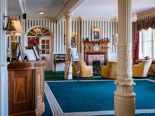 Eccles Hotel Glengarriff, Lobby