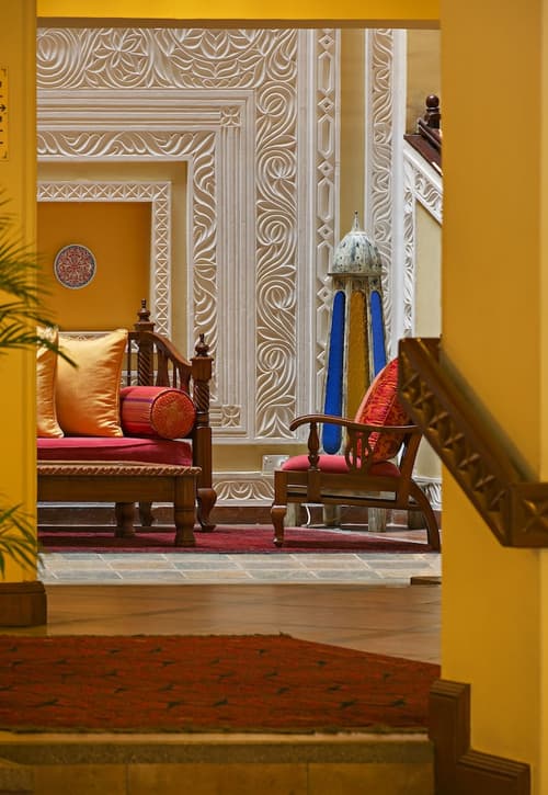 The Heron By Sarovar Portico India, Interior entrance