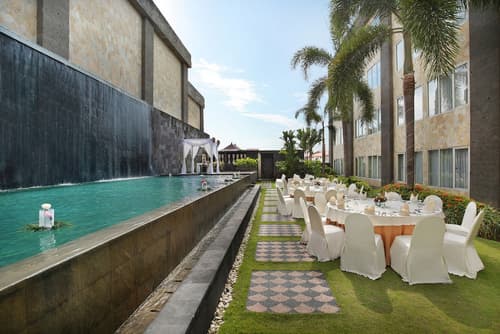 Aston Denpasar Hotel & Convention Center, Outdoor pool