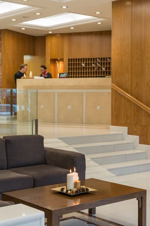 Kydon, The Heart City Hotel, Reception