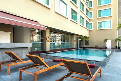 Hilton Garden Inn Bangkok Silom, Pool