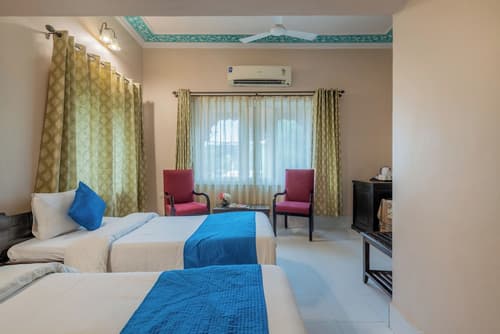 Suryaa Villa - A City Centre Hotel, Room