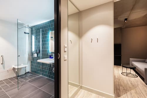 Holiday Inn - the niu, Fender Amsterdam by IHG, Room