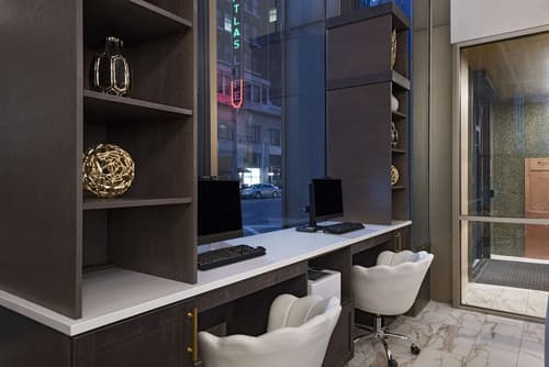 Hyatt Place Tulsa Downtown, Lobby