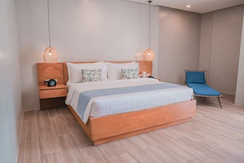 Charlie's El Nido, Room