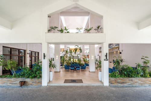 Diani Sea Resort, Reception