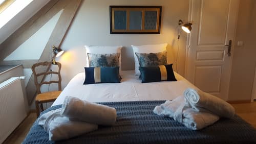 La Porte des Lacs, Room