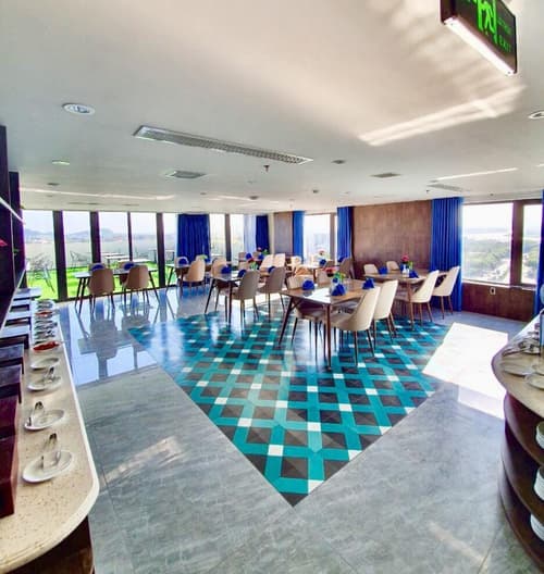 Nostalgia DS Hotel, Restaurant