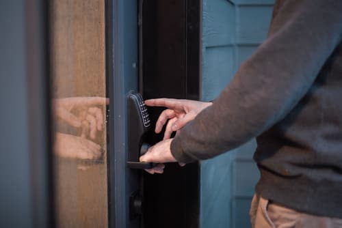 Basecamp Resorts Revelstoke, Interior entrance