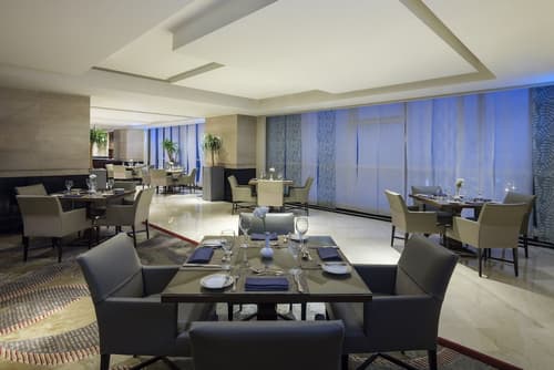 Makkah Clock Royal Tower, A Fairmont Hotel, Lobby sitting area