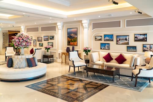 Al Ain Palace Hotel Abu Dhabi, Lobby sitting area