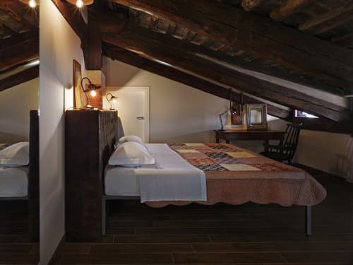 Generator Venice, Room