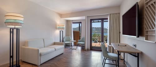 DoubleTree by Hilton Bodrum Işıl Club Ultra All Inclusive Resort, Room