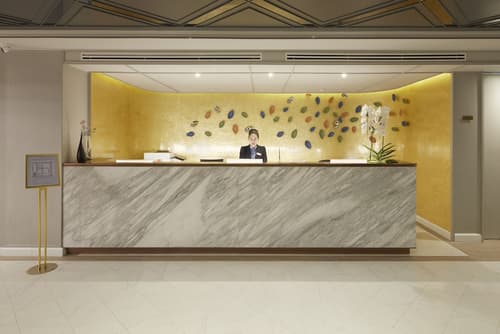 The Quarter Ploenchit by UHG, Reception