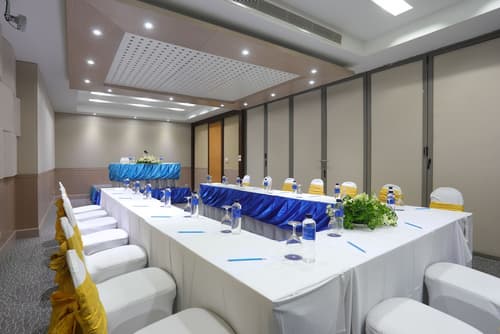 A2 Pool Resort, Meeting facility