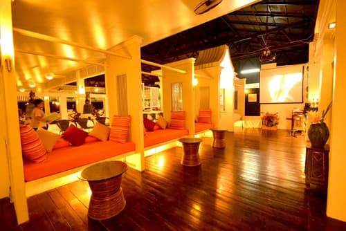 Kohhai Fantasy Resort & Spa, Lobby sitting area