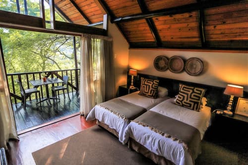 Mantenga Lodge, Room