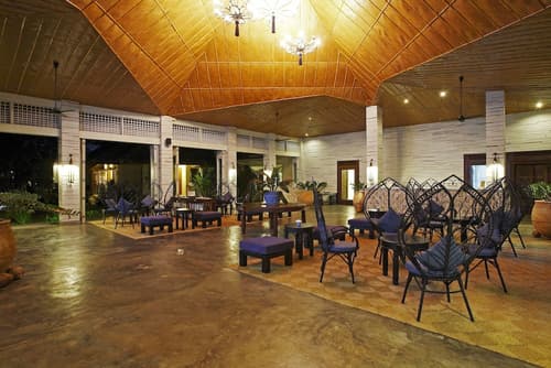 Bangsak Village - Adults Only, Lobby sitting area