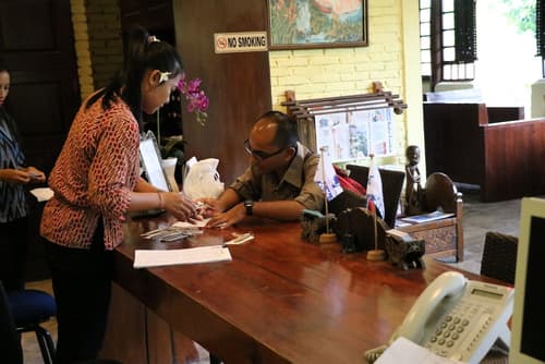 Puri Bunga Senggigi, Reception