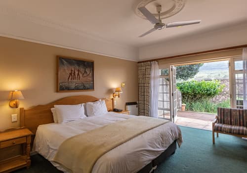 Cathedral Peak Hotel, Room