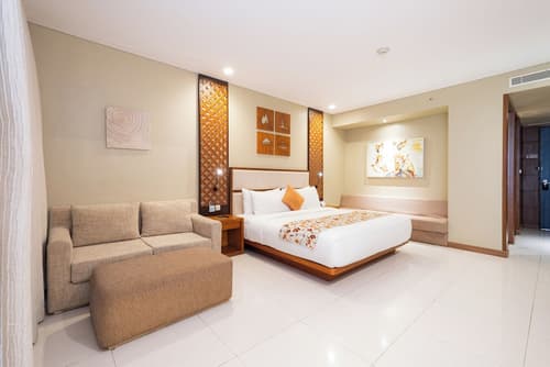 VOUK Hotel & Suites, Room