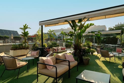 Hilton Garden Inn Sevilla, Terrace/patio