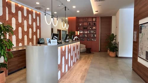 Hilton Garden Inn Sevilla, Reception