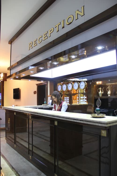 Grand Corner Hotel - Boutique Class, Reception