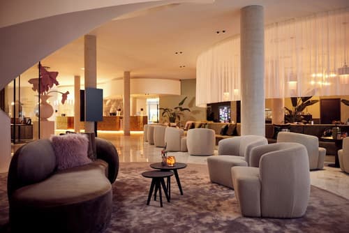 Van der Valk Hotel Gent, Reception