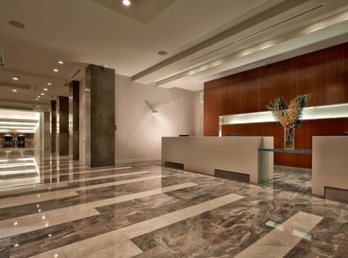 EB Hotel Miami, Reception