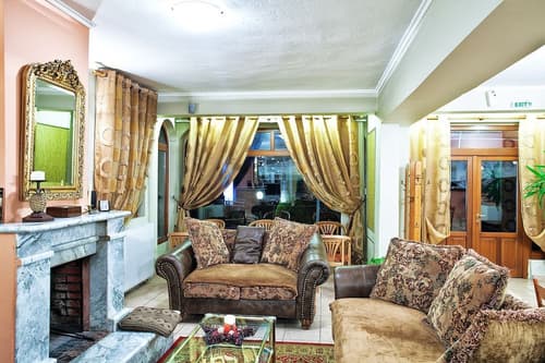 Hotel Anastassiou, Lobby sitting area