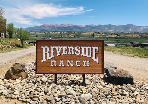 The Riverside Ranch RV Park, Motel & Campground, Interior entrance