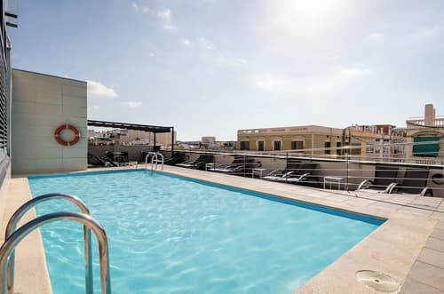 Petit Palace Trencadis, Primary image