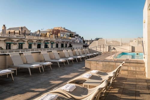 Petit Palace Trencadis, Pool