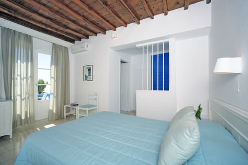 Mykonos Beach Hotel, Room