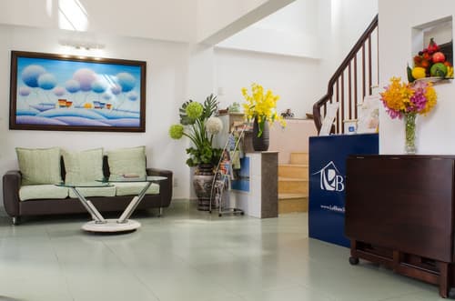 LeBlanc Saigon, Lobby sitting area