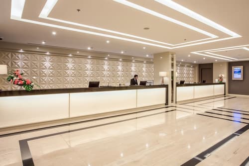 Mandarin Hotel Managed by Centre Point, Lobby