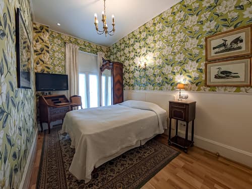 Hôtel de l'Abeille Orléans, Room