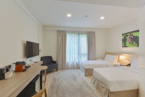 Changi Cove, Room