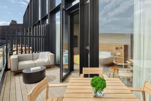 The Reykjavik EDITION, Room