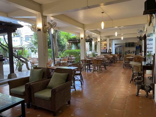 Lamphu House Bangkok, Lobby