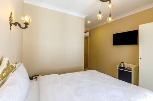 Germenicia Hotel, Room