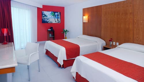 Adhara Express, Room