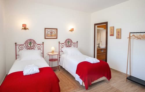 Casa do Salgueiral, Room