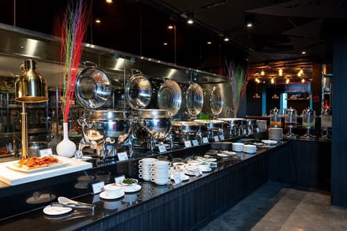 Maitria Mode Sukhumvit 15 Bangkok, Breakfast area