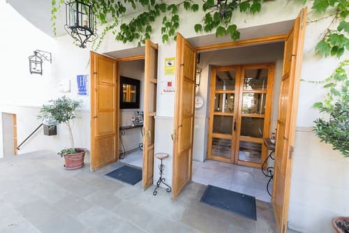 Villa Turística de Cazorla, Reception