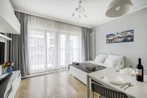 Warsaw Night Apartments MennicaResidence, Room