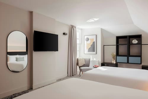 The Earl Hotel Leeson Street, Sonder by Marriott Bonvoy, Room